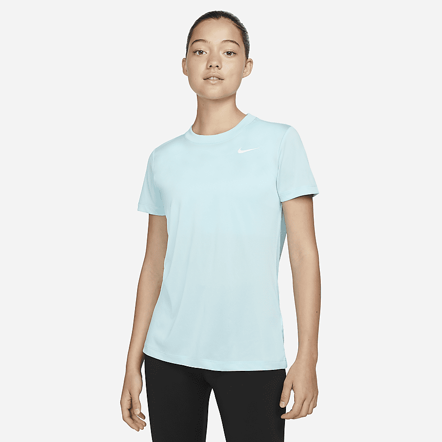 Playera de cuello redondo de manga corta para mujer Nike Sportswear. Nike .com