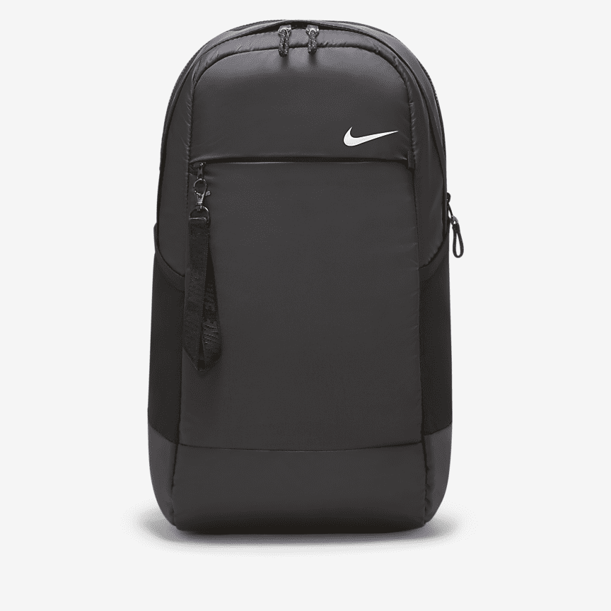 Nike Sportswear Essentials Mochila (20 L). Nike ES