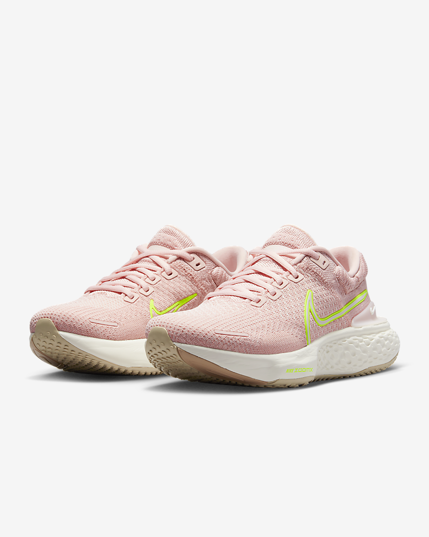 Nike ZoomX Invincible Run Flyknit 2, color rosa