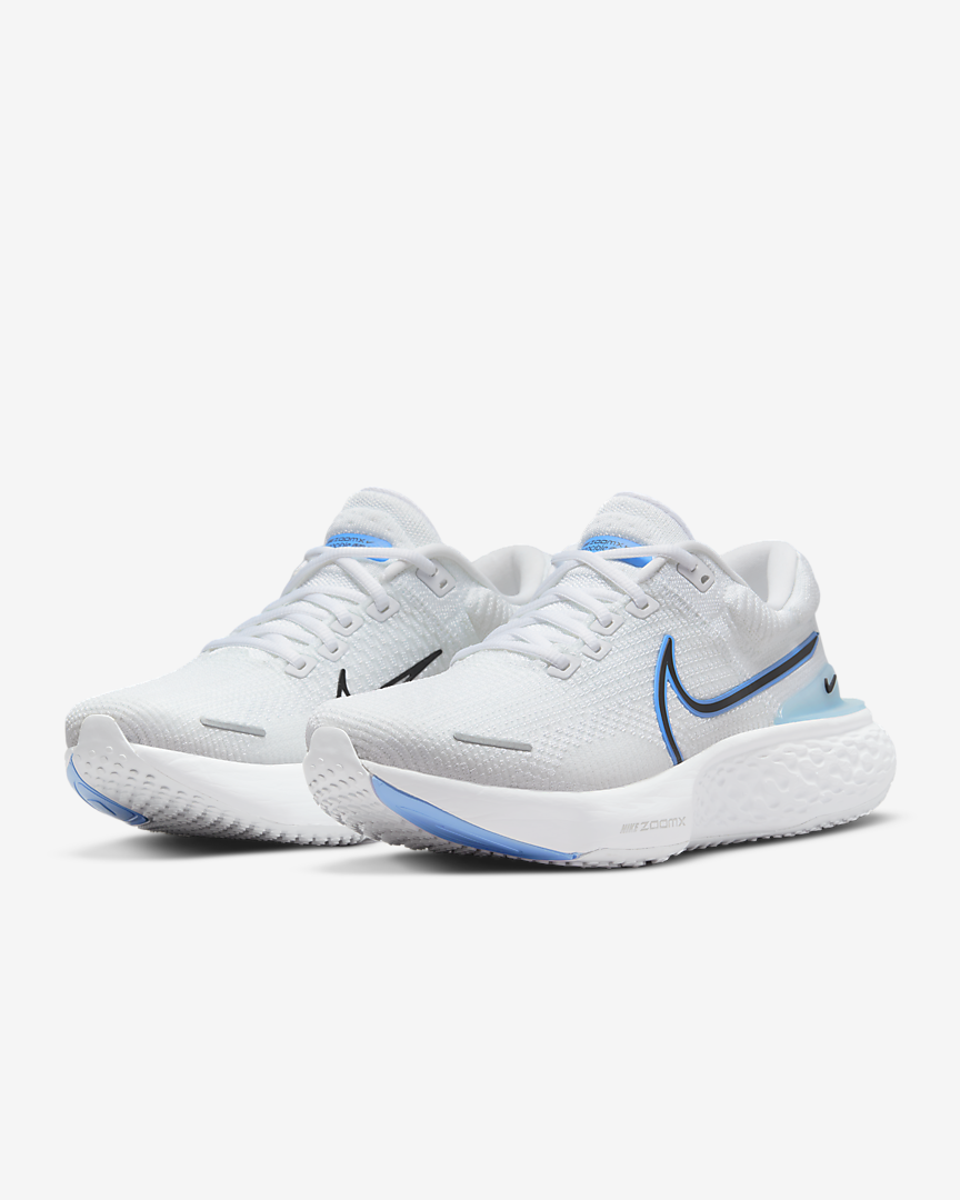 Nike ZoomX Invincible Run Flyknit 2, color celeste