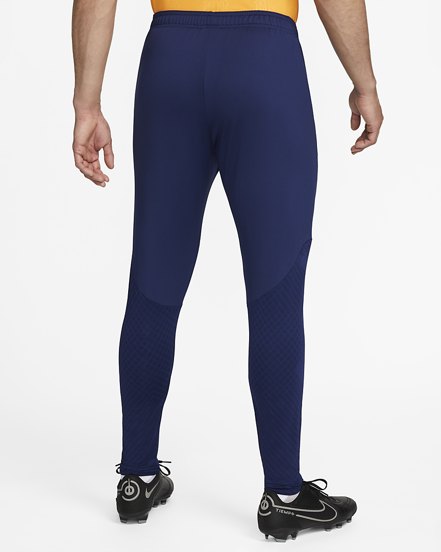 FC Barcelona Strike Fußballhose Nike Dri-FIT DH7684-492 für nur 45,47€ inkl. Versand statt 53,19€