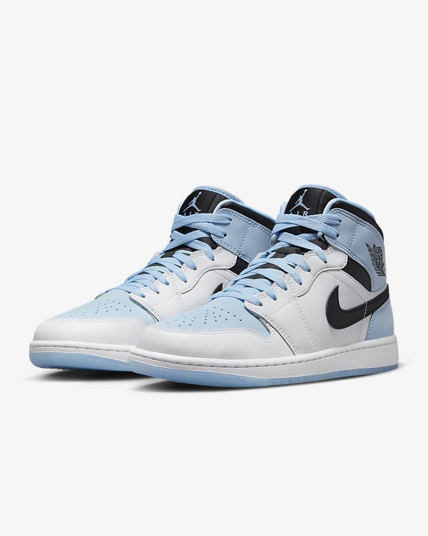 Air Jordan 1 Mid SE 3