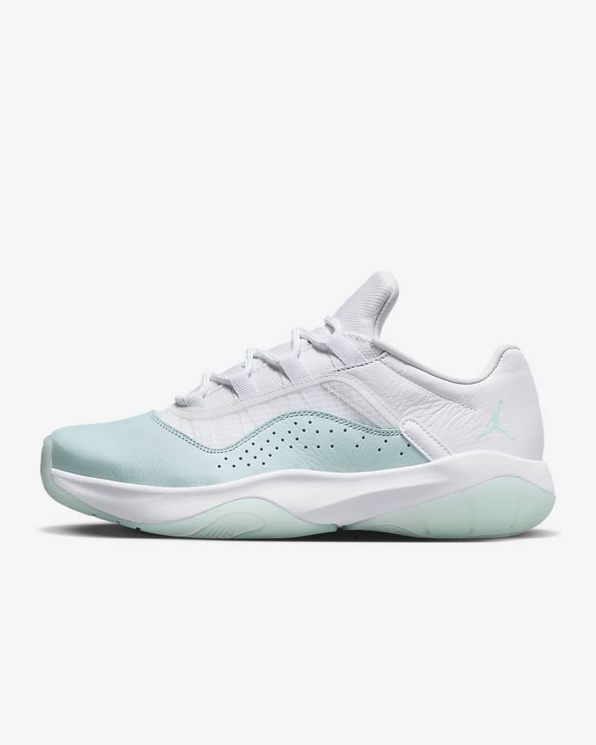 Air Jordan 11 CMFT Low Damenschuh für nur 62,47€ inkl. Versand statt 124,99€