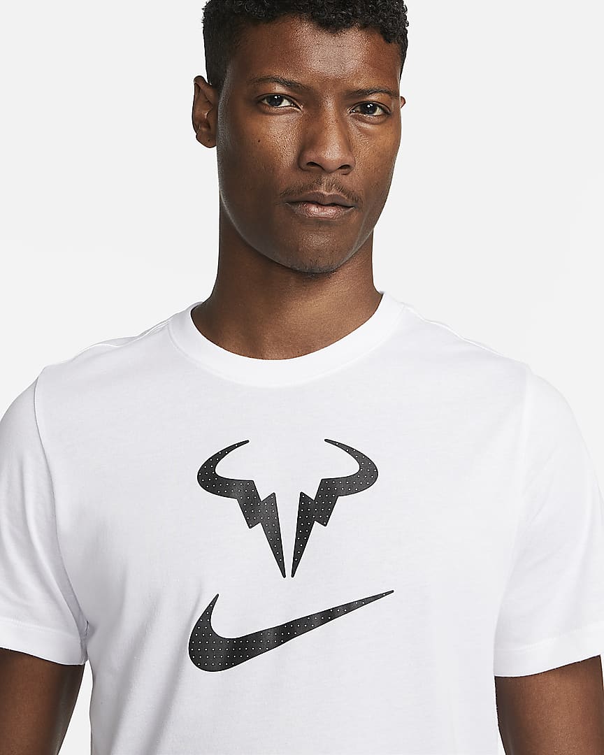 NikeCourt Dri-FIT Rafa Tennis-T-Shirt für nur 26,47€ inkl. Versand statt 32,90€