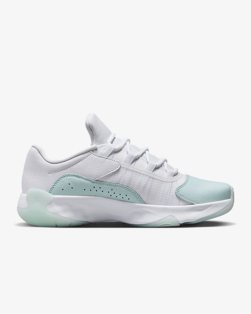 Air Jordan 11 CMFT Low Damenschuh für nur 62,47€ inkl. Versand statt 124,99€
