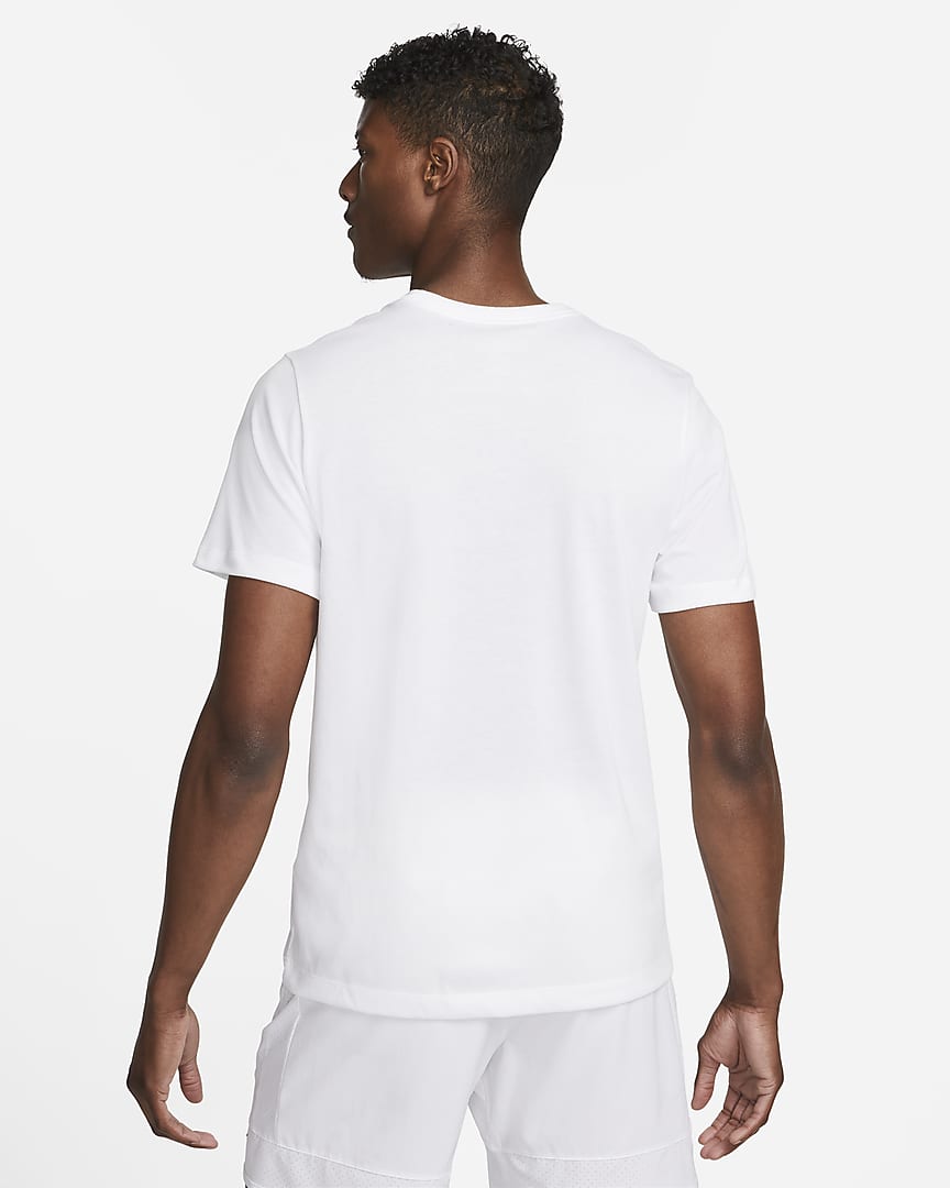 NikeCourt Dri-FIT Rafa Tennis-T-Shirt für nur 26,47€ inkl. Versand statt 32,90€