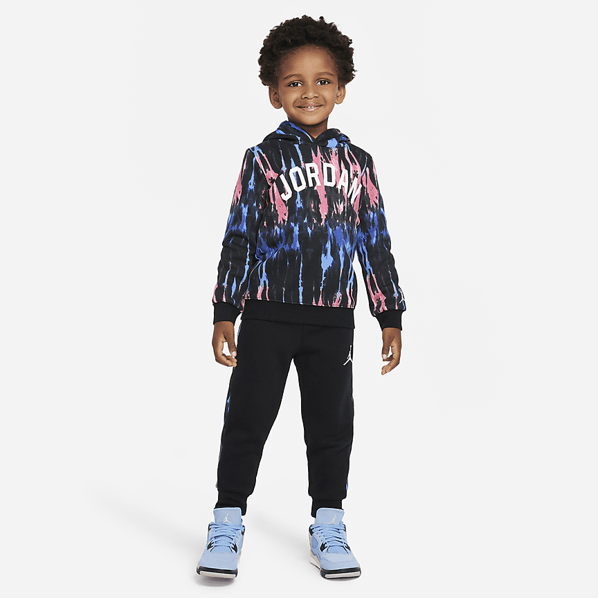 Conjunto de sudadera con gorro y pantalones para bebé Jordan. Nike.com