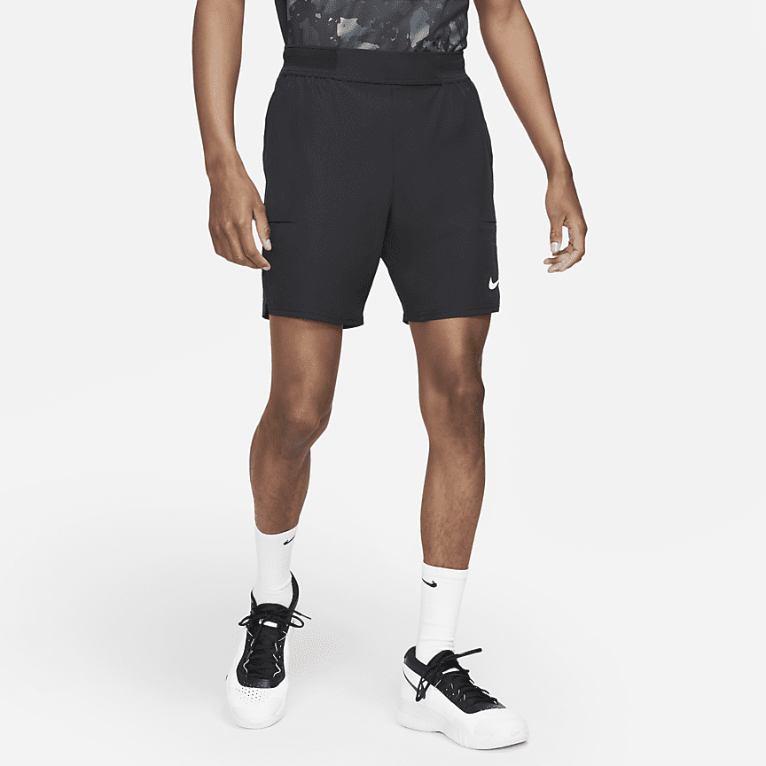 NikeCourt Dri-FIT Advantage Herren-Tennisoberteil. Nike DE