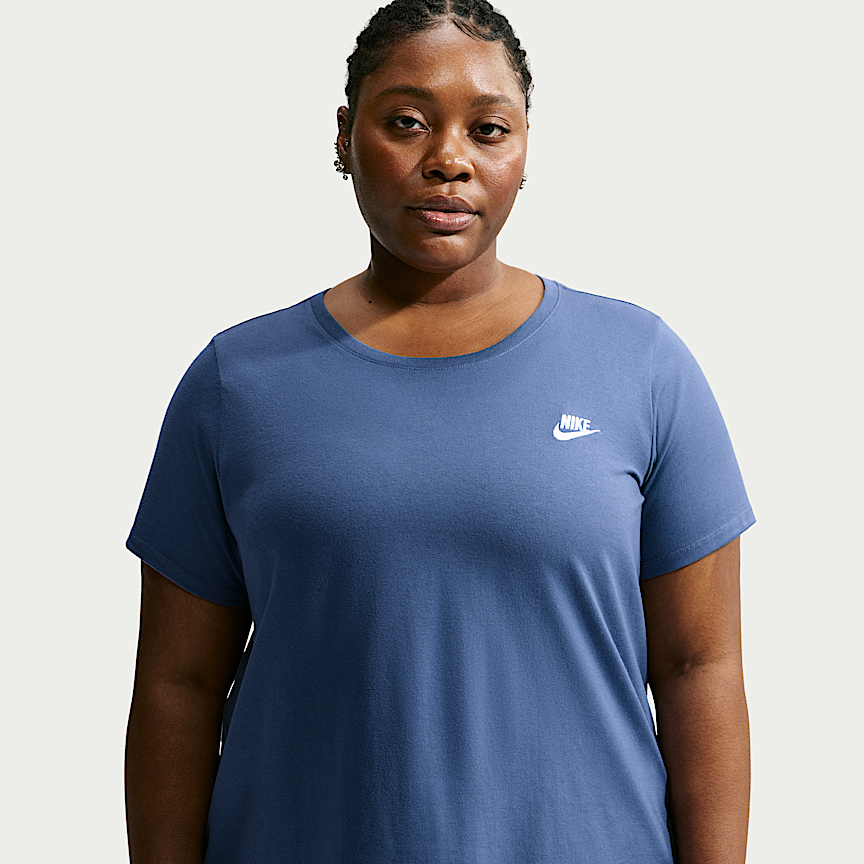 Nike Sportswear Club Essentials