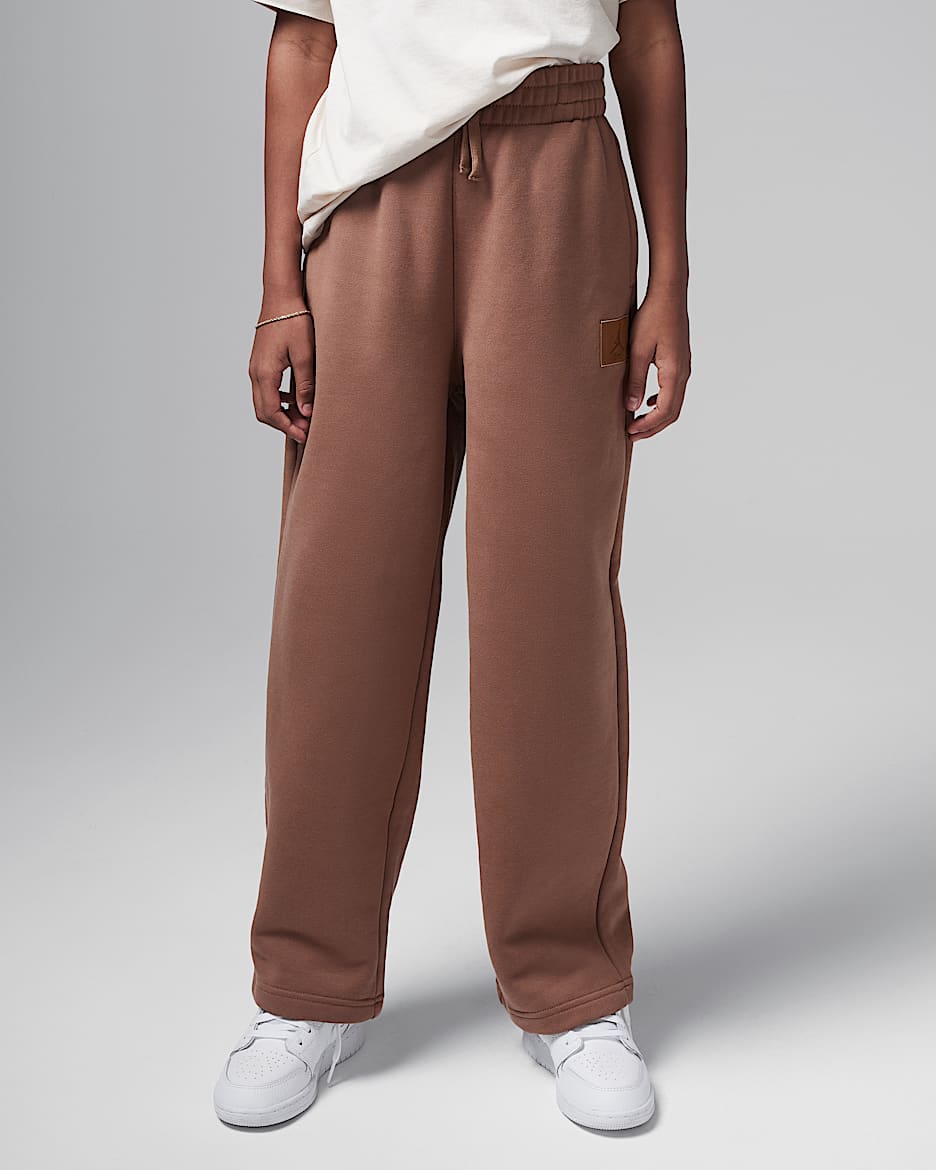 Jordan Flight Essentials Older Kids' Open-Hem Trousers - Archaeo Brown