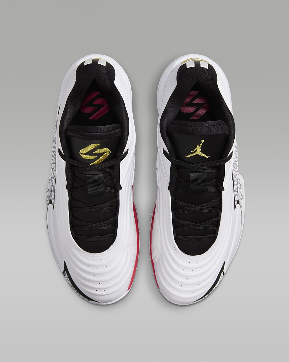 Scarpa da basket Luka 3 "Motorsport" - Bianco/Nero/Red Orbit/Oro metallizzato