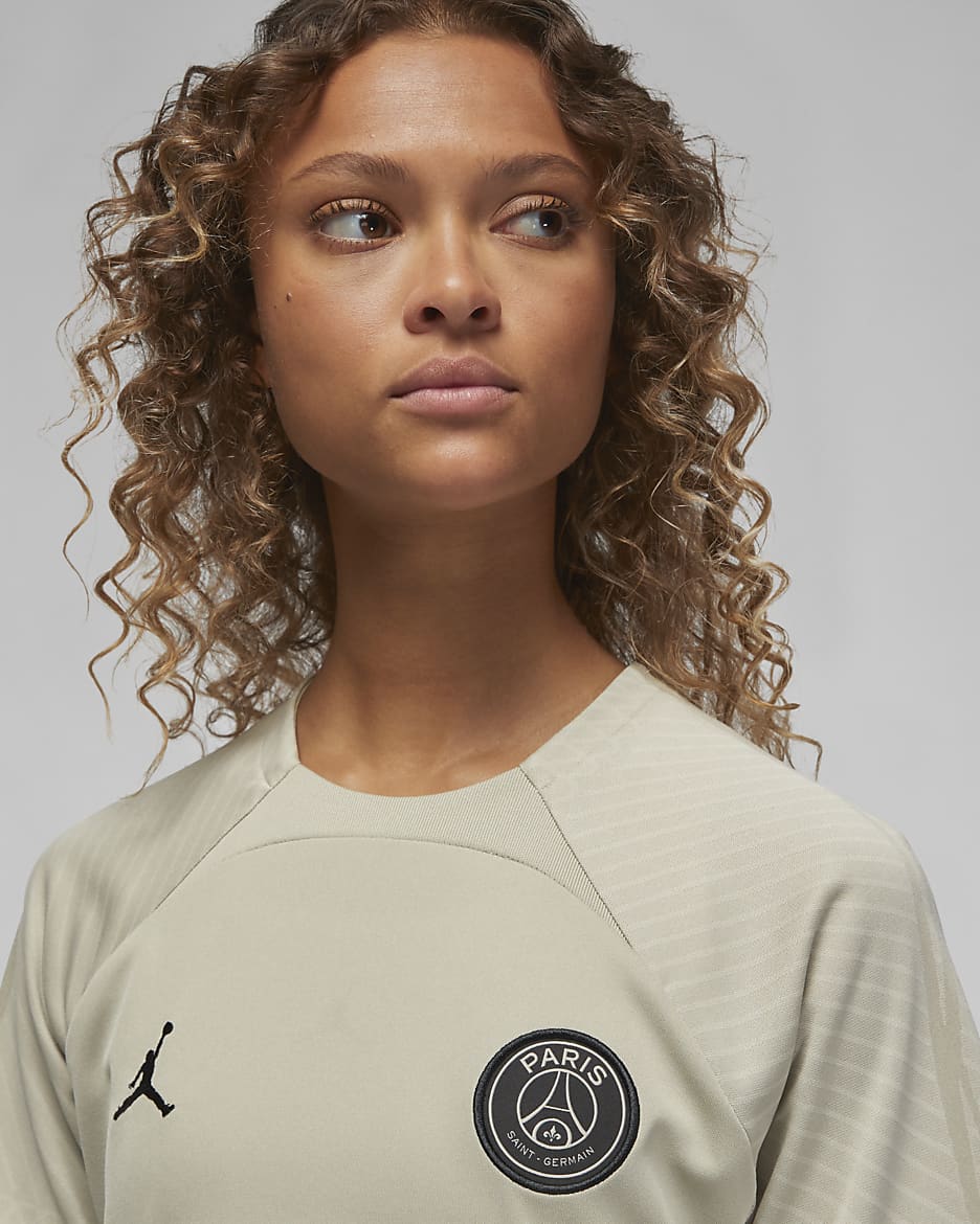 Paris Saint-Germain Strike Third Jordan Dri-FIT Kurzarm-Fußballoberteil aus Strickmaterial für Damen - Stone/Stone/Iron Grey/Schwarz