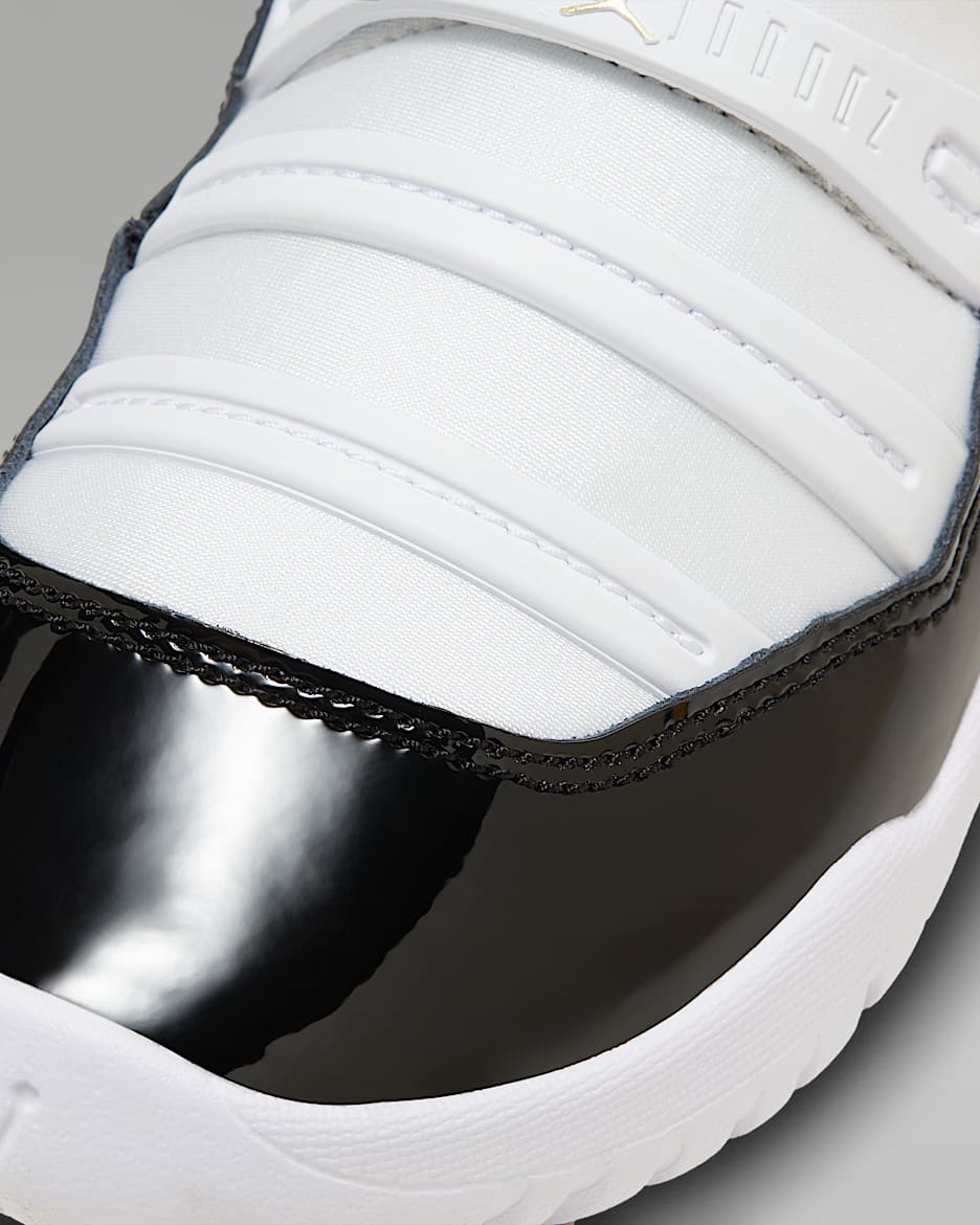 jordan retro 11 little flex black