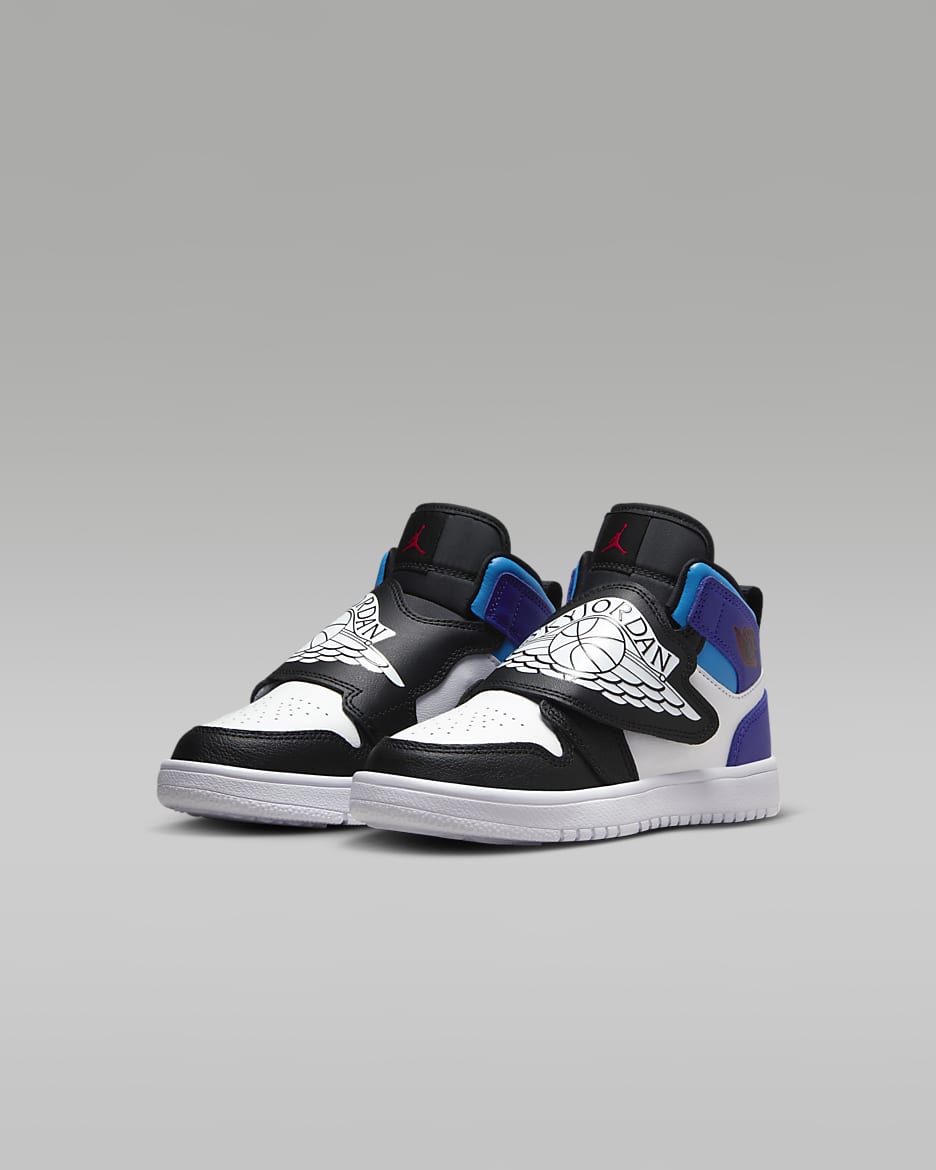 Sky Jordan 1 Younger Kids' Shoe - White/Black/Bright Concord/True Red