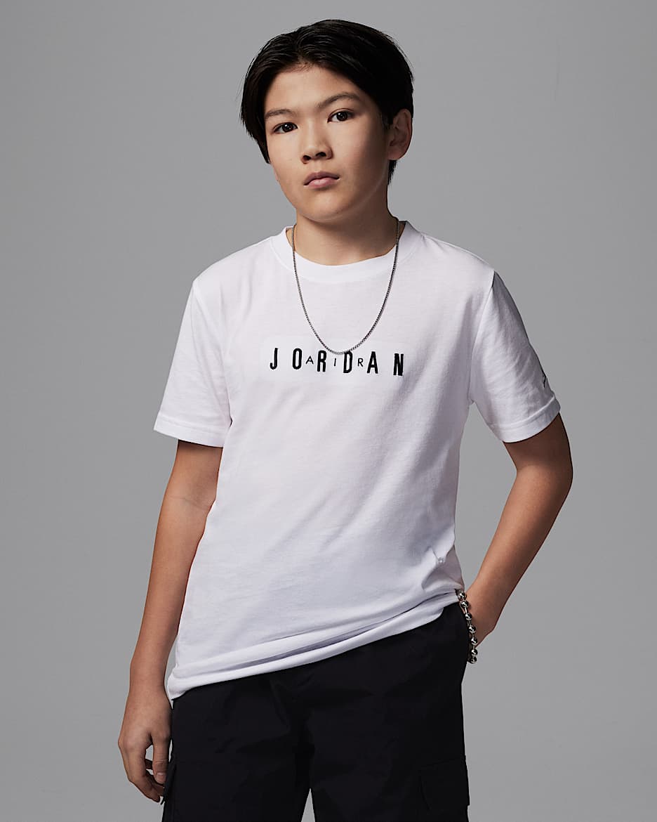Jordan Older Kids' Embroidered Logo T-Shirt - White
