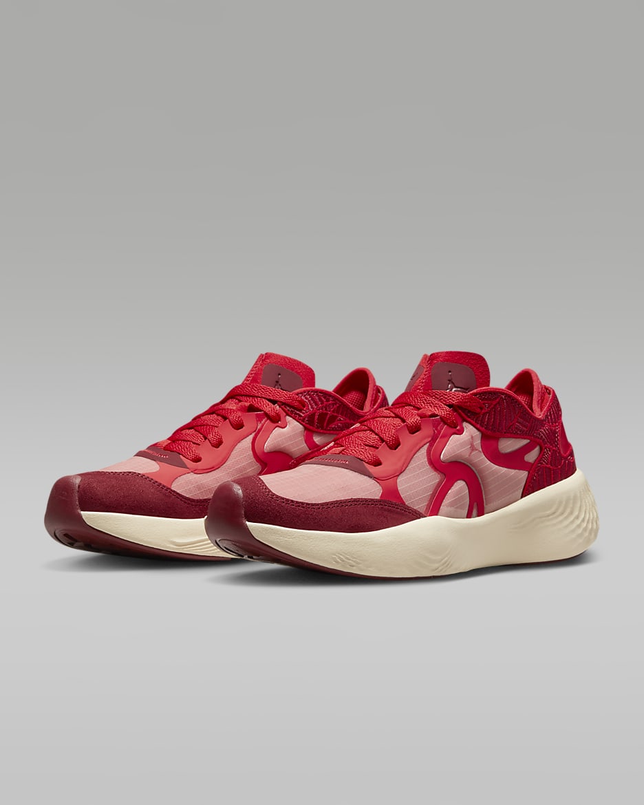 Jordan Delta 3 Low SE Women's Shoes - Team Red/Muslin/University Red/Sail