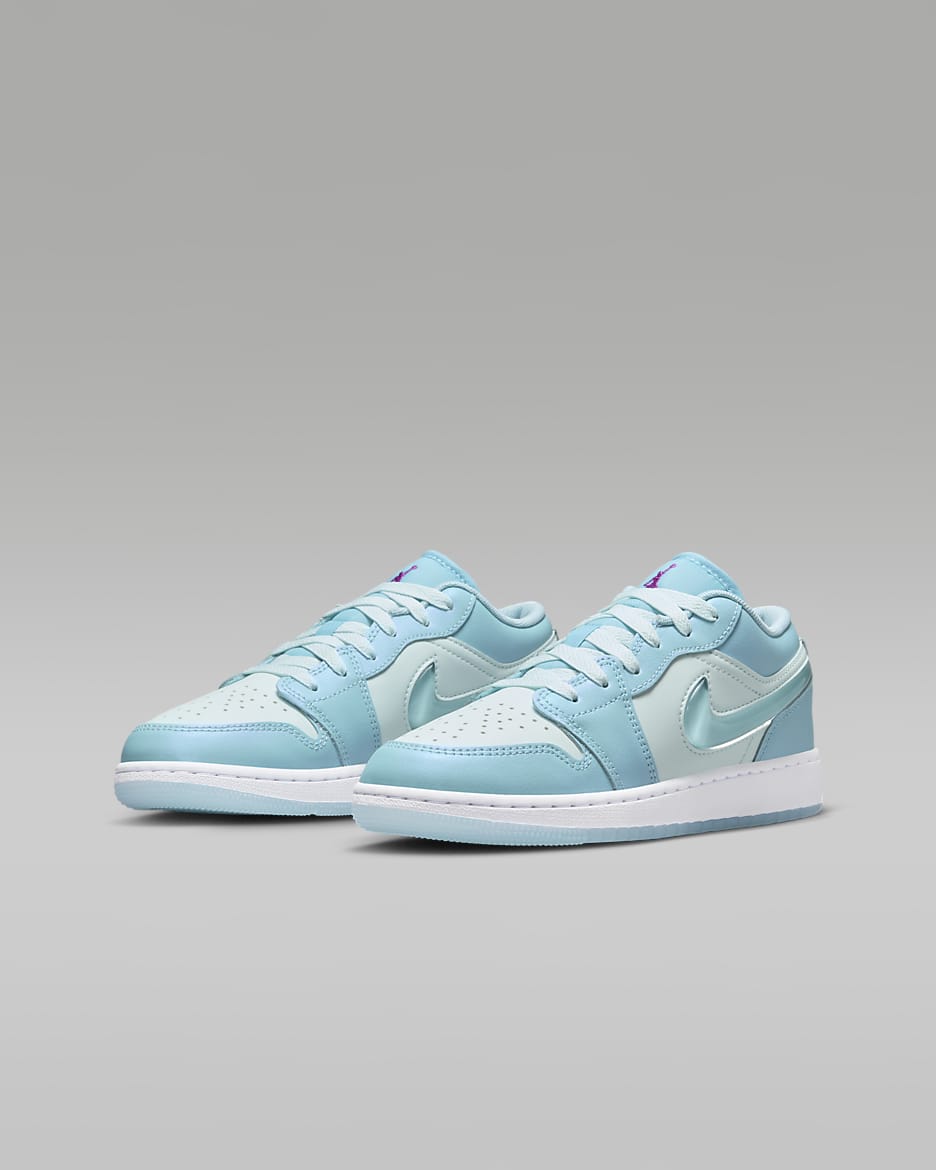 Air Jordan 1 Low SE Older Kids' Shoes - Aquarius Blue/Glacier Blue/Hyper Violet/Aquarius Blue