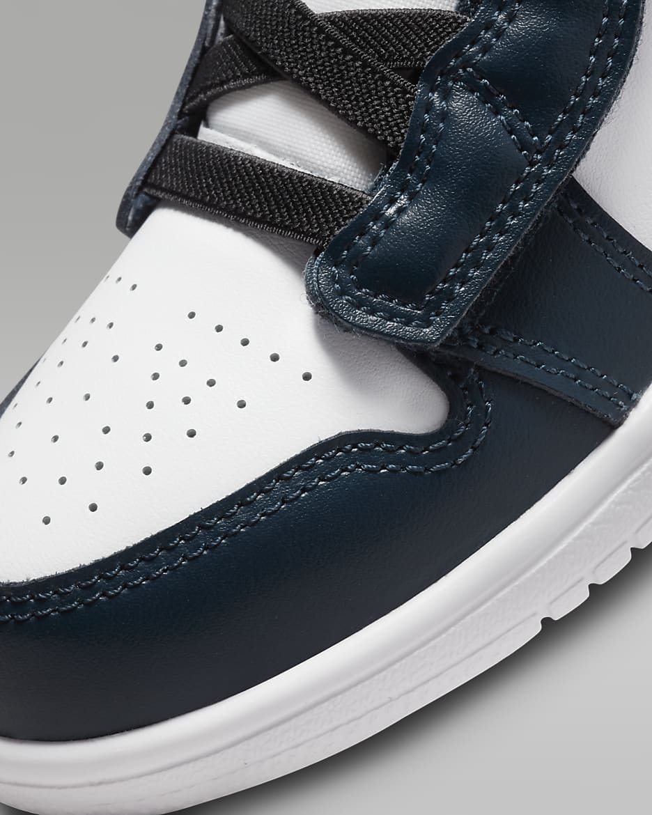 Jordan 1 Mid Younger Kids' Shoes - Armoury Navy/Black/White