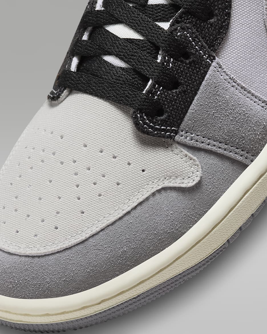 Air Jordan 1 Low SE Craft Men's Shoes - Tech Grey/Cement Grey/Sail/Black