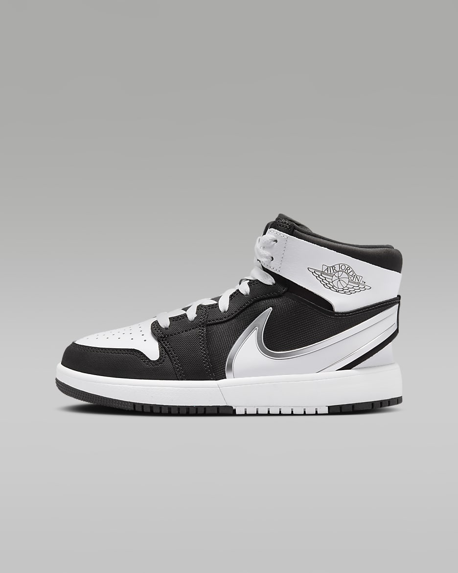 Jordan 1 Mid RM EasyOn Older Kids' Shoes - Black/White