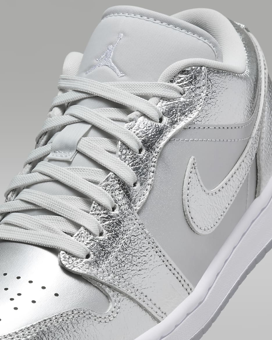 Air Jordan 1 Low SE Women's Shoes - Metallic Silver/Wolf Grey/White/Photon Dust