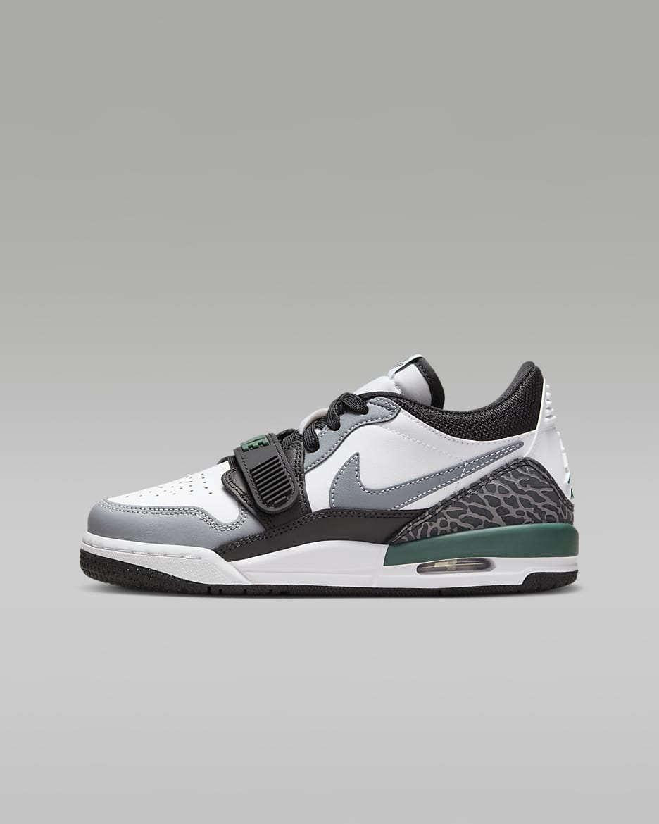 Air Jordan Legacy 312 Low Schuh für ältere Kinder - Weiß/Schwarz/Cool Grey/Oxidized Green