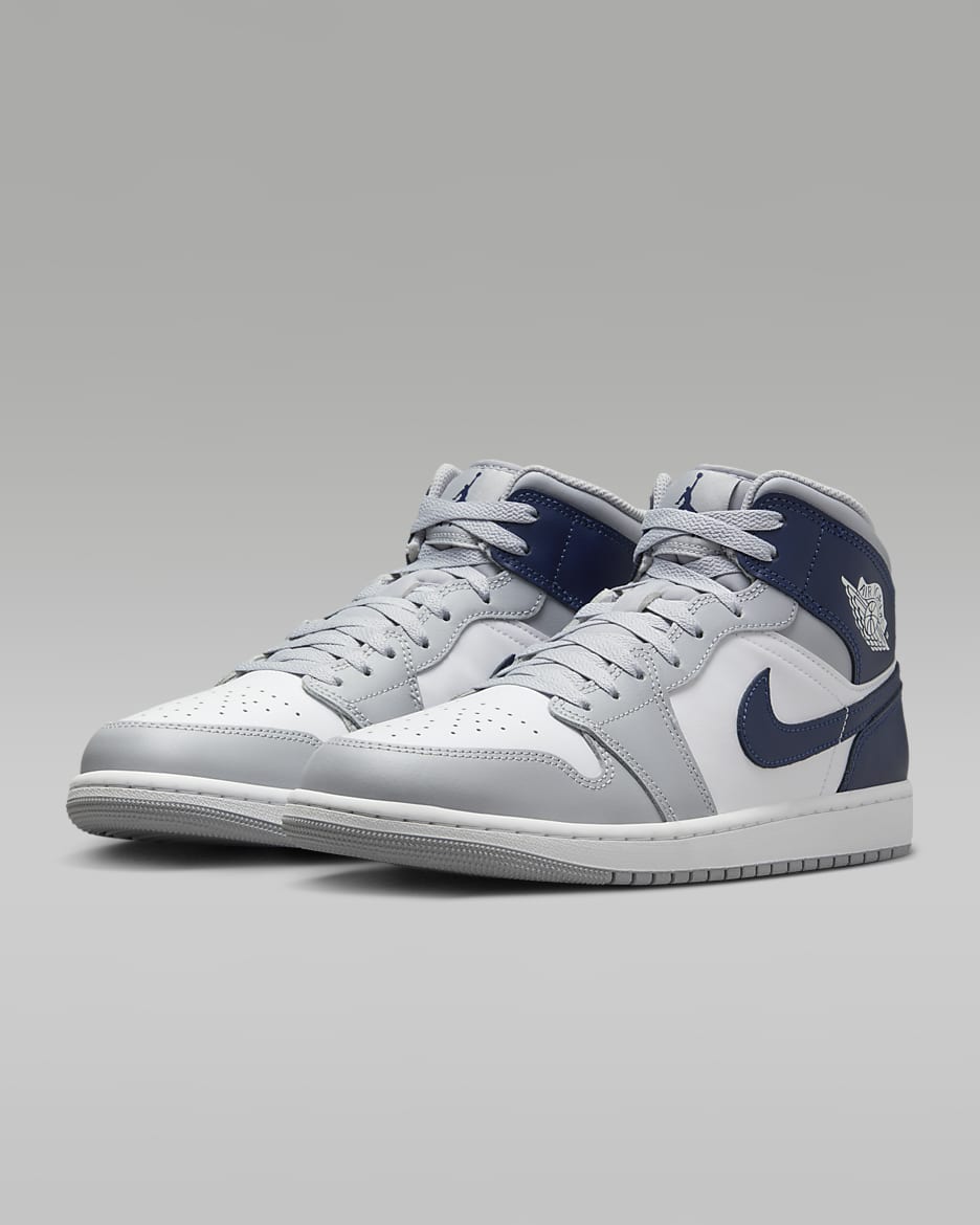 Sapatilhas Air Jordan 1 Mid para homem - Branco/Cinzento Wolf/Midnight Navy