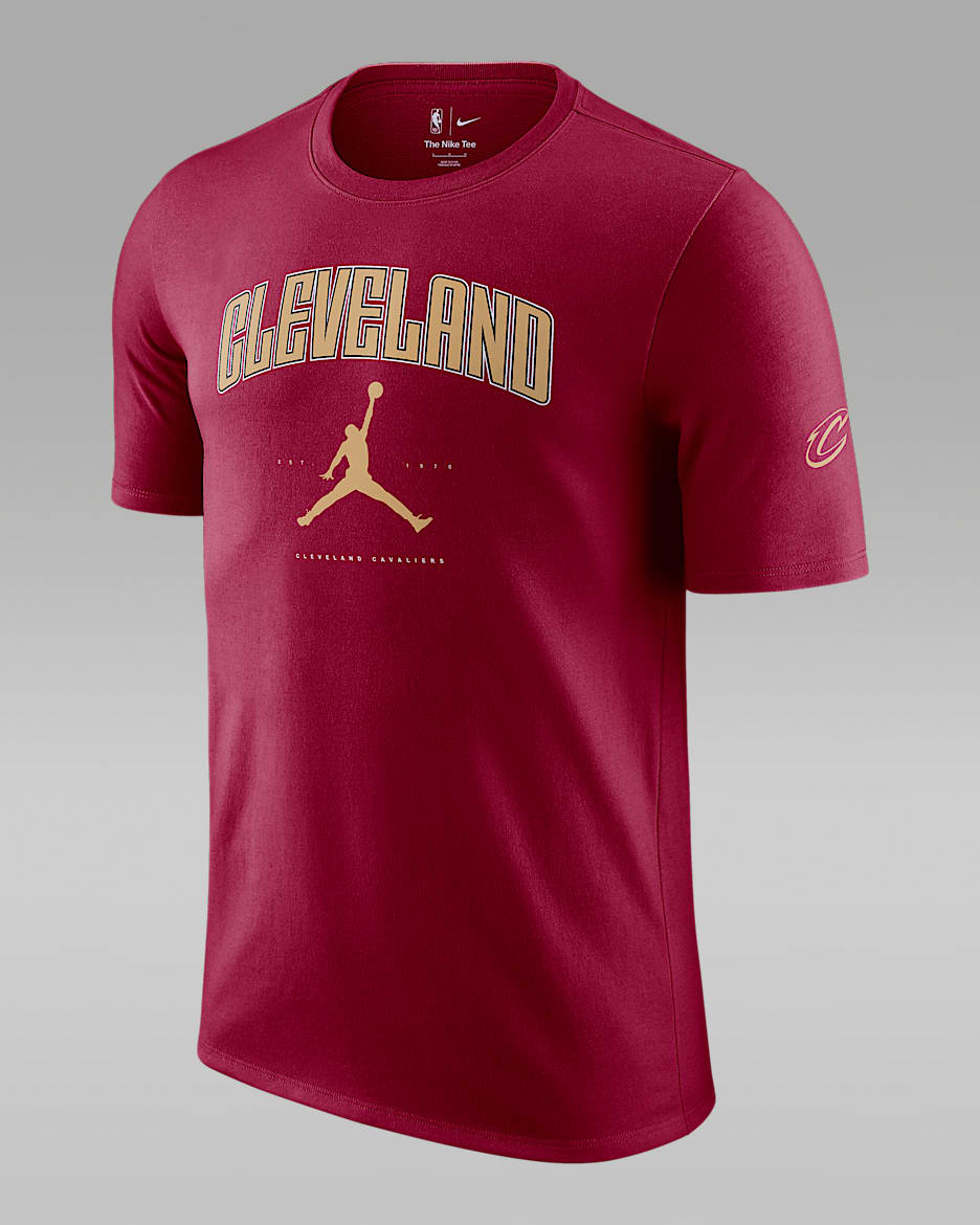 Playera Jordan NBA para hombre Cleveland Cavaliers Essential - Rojo team