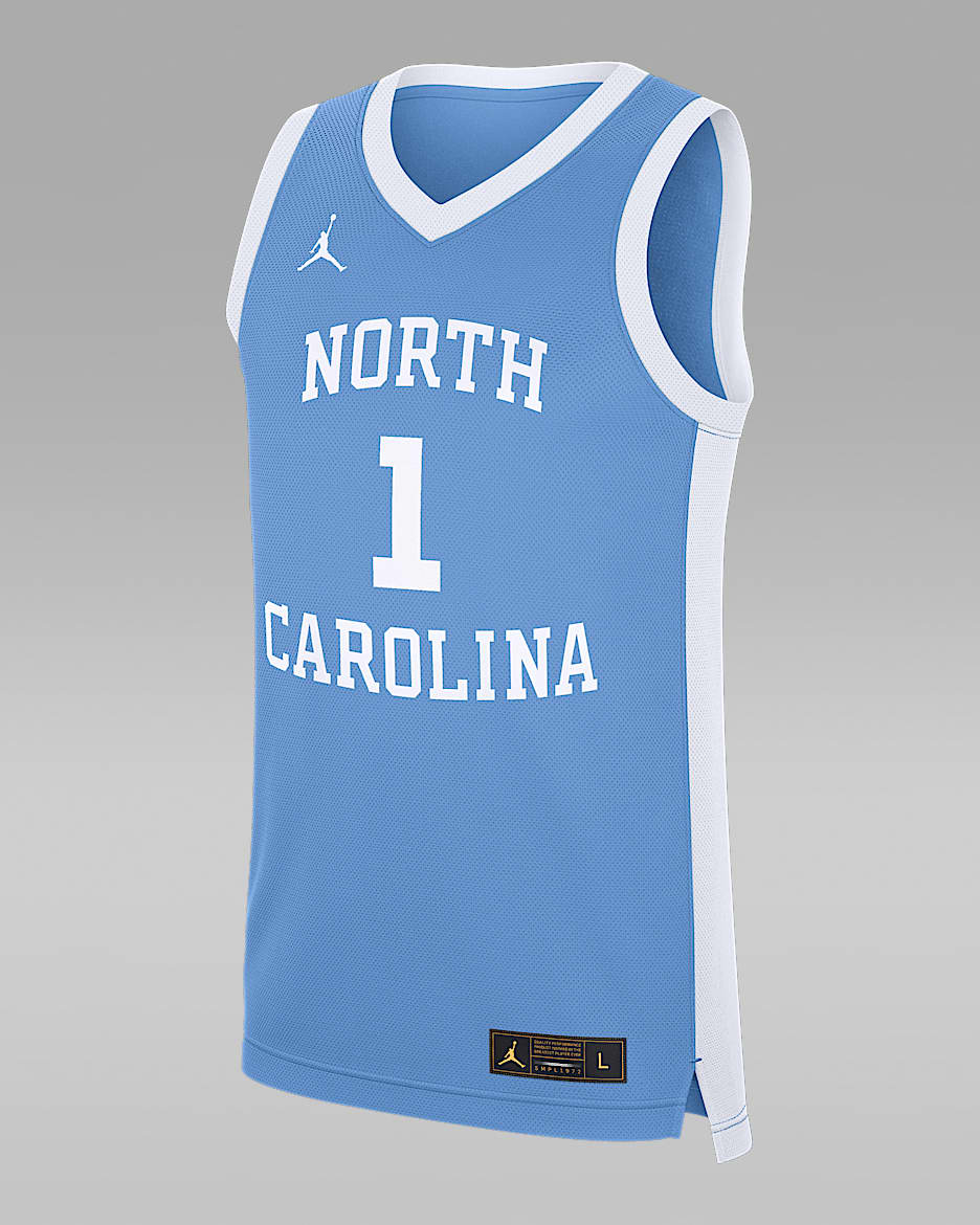 Jersey de básquetbol universitario de marca Jordan para hombre North Carolina Tar Heels Replica - Azul claro