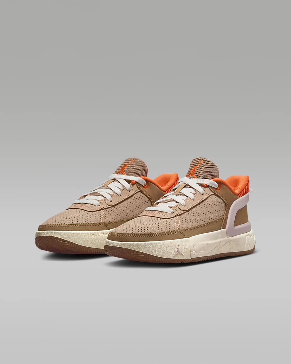 Jordan DAY1 EO Schuh (ältere Kinder) - Dark Driftwood/Rattan/Hemp/Brilliant Orange