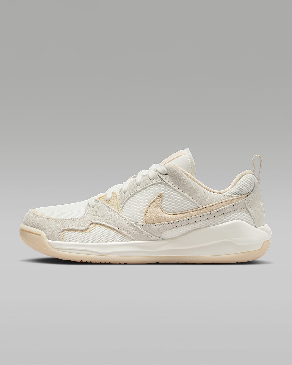 Jordan CMFT Era Women's Shoes - Sail/Rattan
