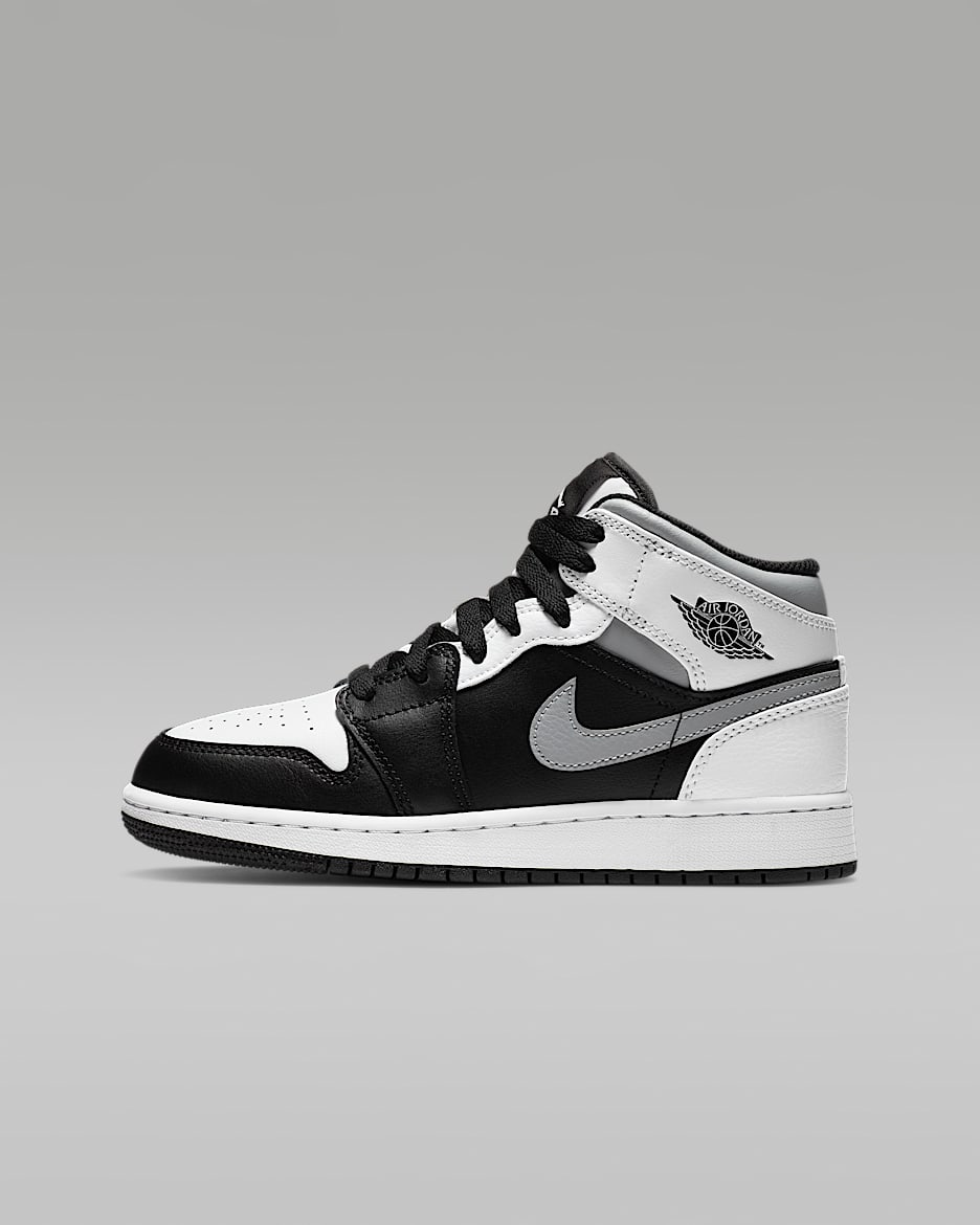 Jordan 1 Mid Older Kids' Shoes - Black/Light Smoke Grey/White