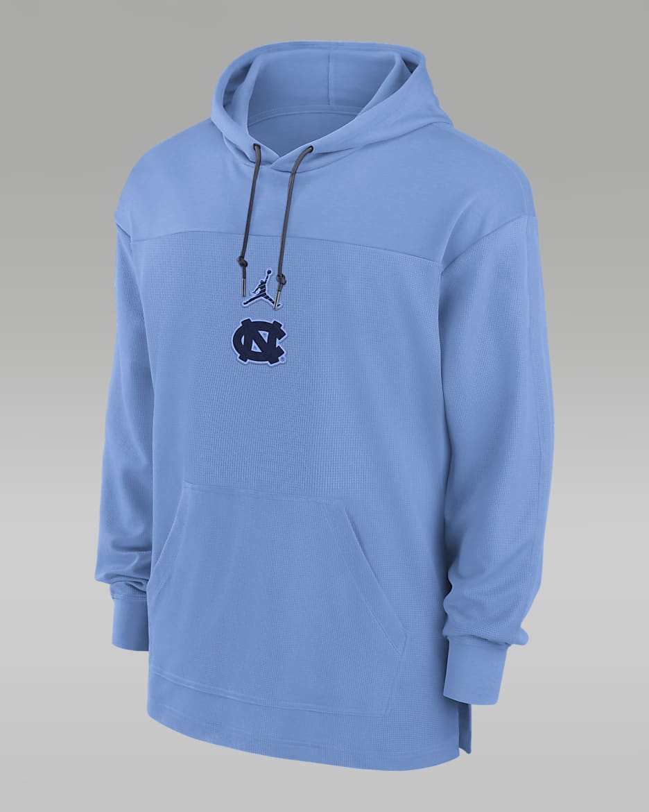 Sudadera con gorro sin cierre universitaria Jordan Dri-FIT para hombre North Carolina Tar Heels Sideline Jersey - Azul claro
