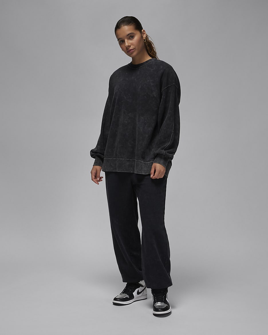 Jordan Flight Fleece Rundhalsausschnitt-Sweatshirt mit Waschung für Damen - Schwarz