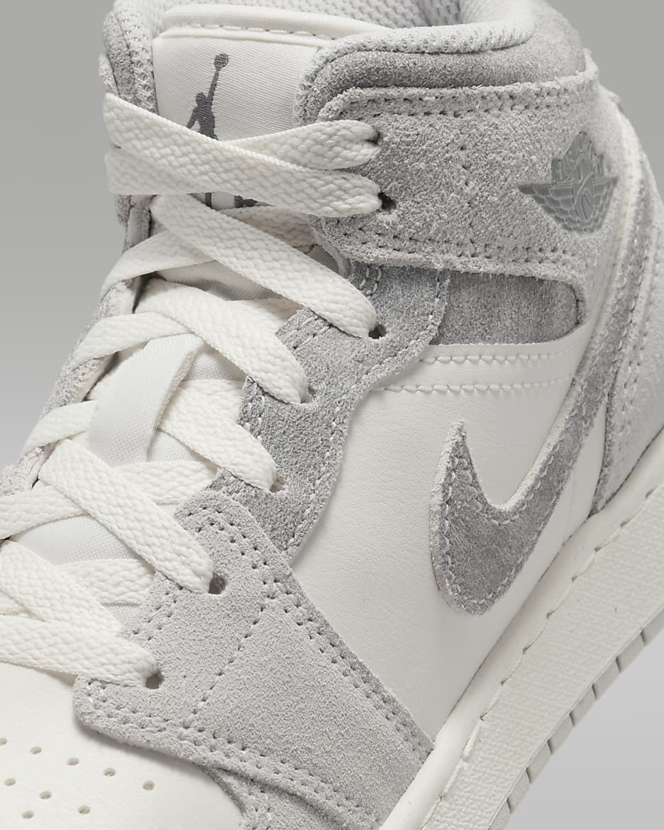 Air Jordan 1 Mid SE Big Kids' Shoes - Neutral Grey/Sail/Smoke Grey