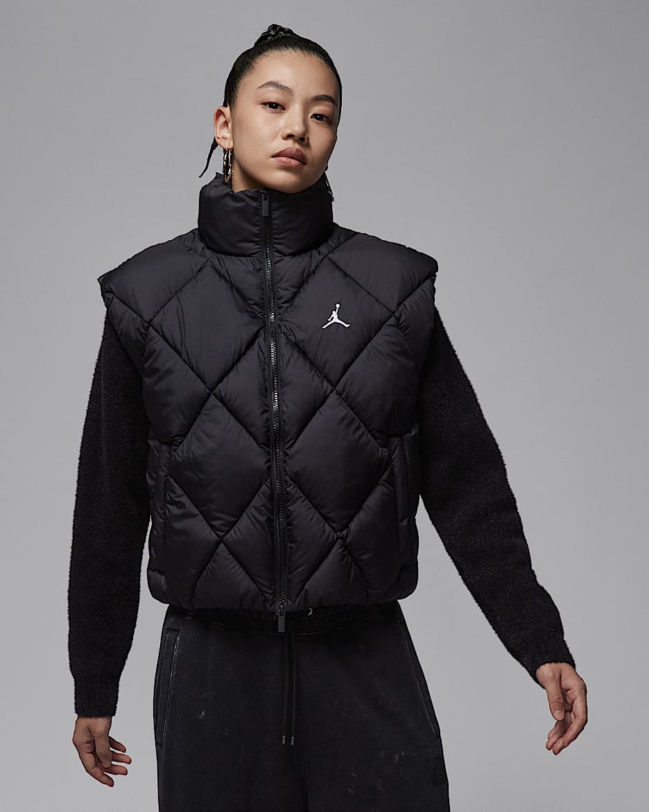 Jordan Brooklyn Women's Therma-FIT Quilted Puffer Vest - Black/White