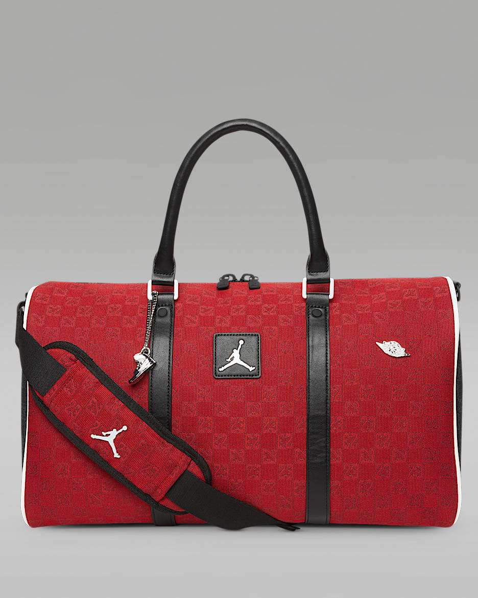 ジョーダン モノグラム ダッフル (25L) ダッフルバッグ - バーシティレッド