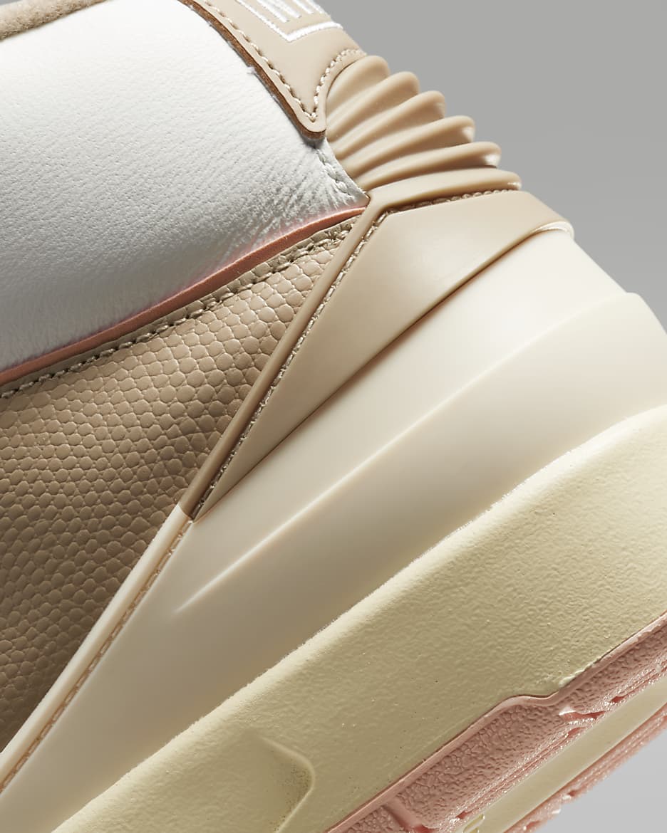 Air Jordan 2 Retro Women's Shoes - Sail/Sunset Haze/Muslin/Desert