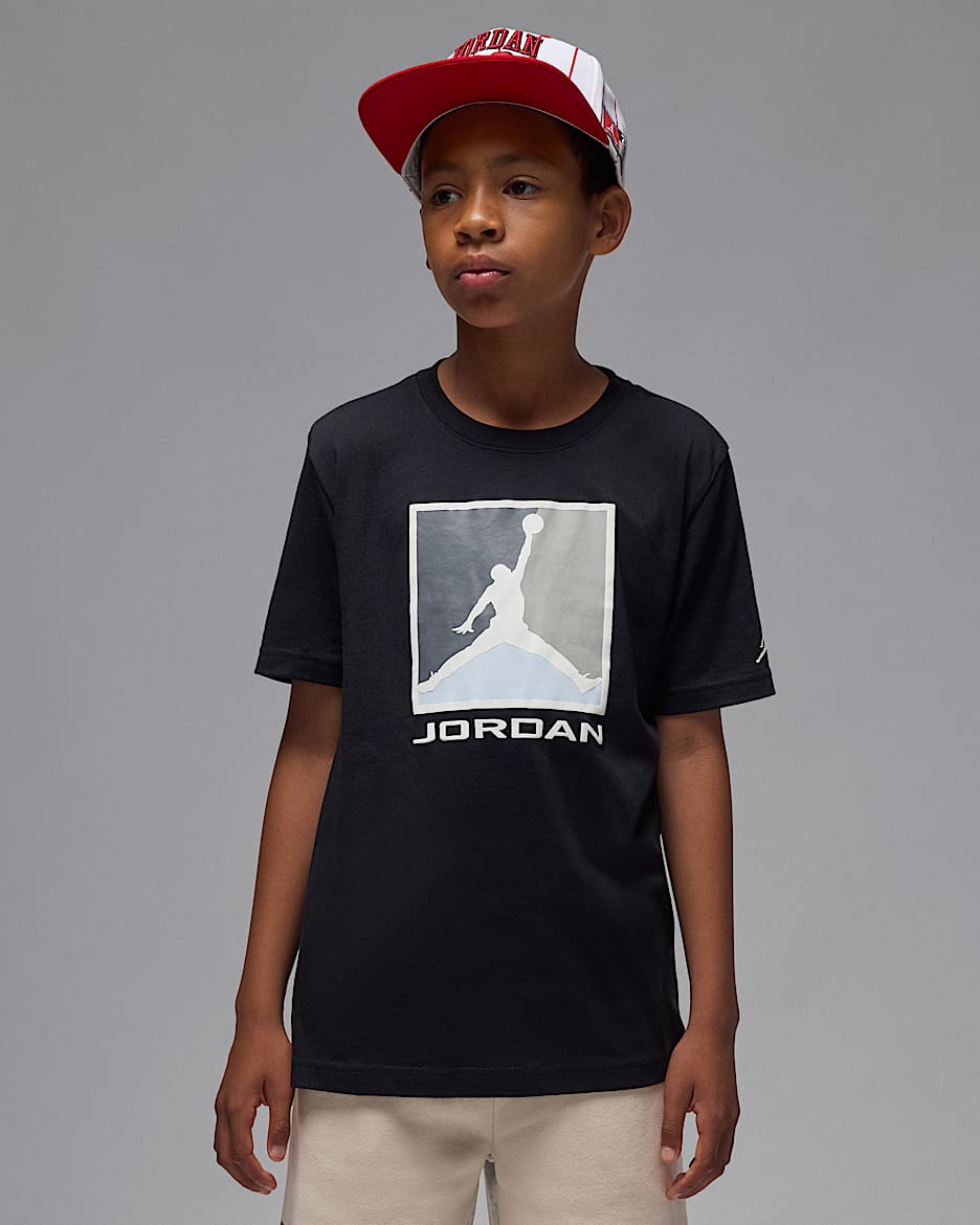 Jordan Flight Essentials Older Kids' Boxed Logo 3.0 T-Shirt - Black