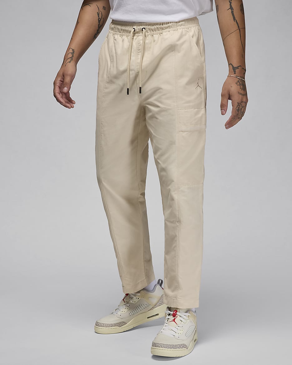 Jordan Essentials Men's Woven Trousers - Legend Light Brown/White