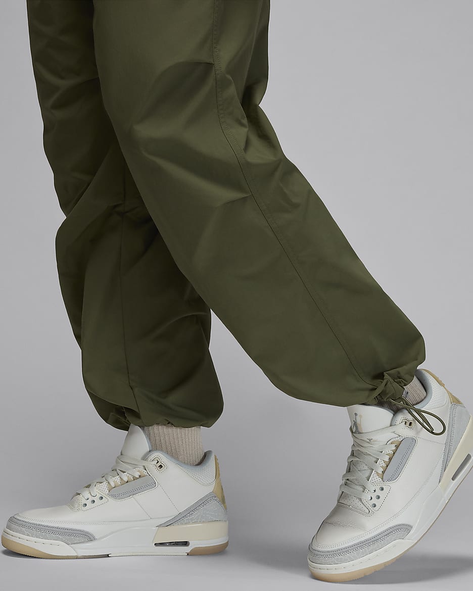 Jordan Essentials Men's Woven Trousers - Medium Olive