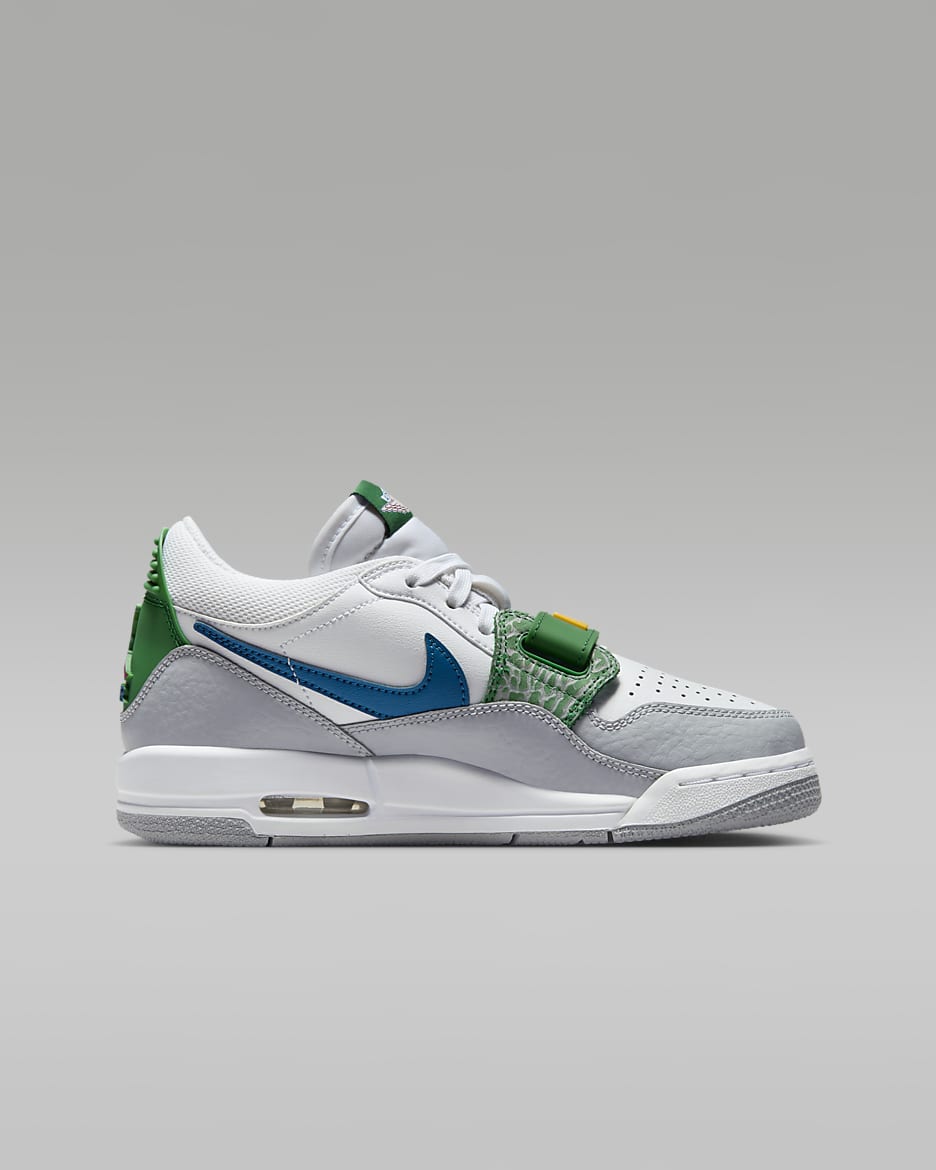 Air Jordan Legacy 312 Low Schuh für ältere Kinder - Weiß/Wolf Grey/Pine Green/Industrial Blue