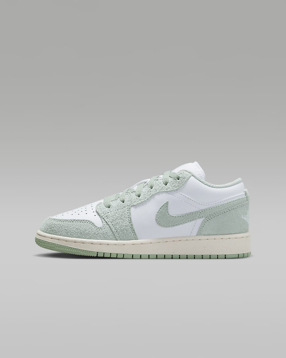 Air Jordan 1 Low SE Older Kids' Shoes - White/Sail/Seafoam