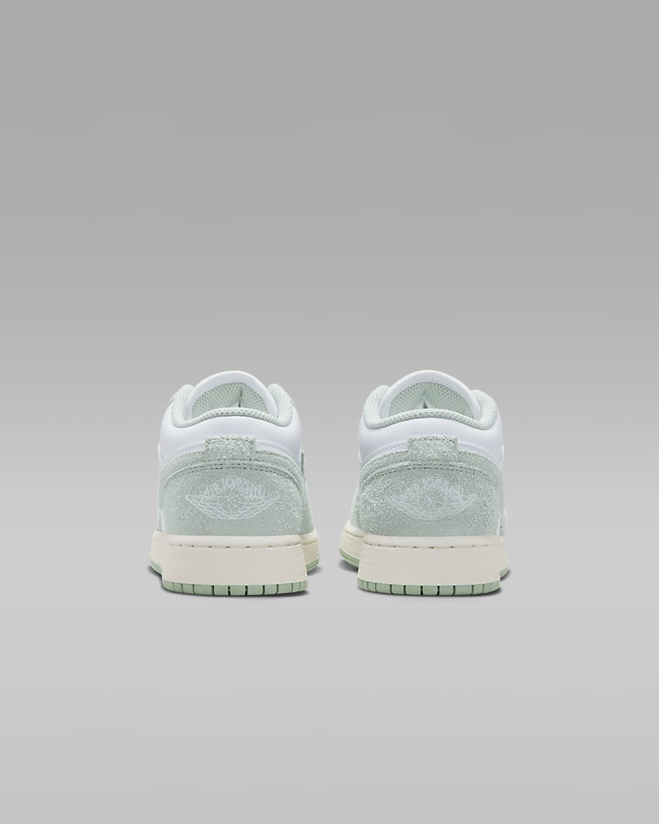 Air Jordan 1 Low SE Older Kids' Shoes - White/Sail/Seafoam