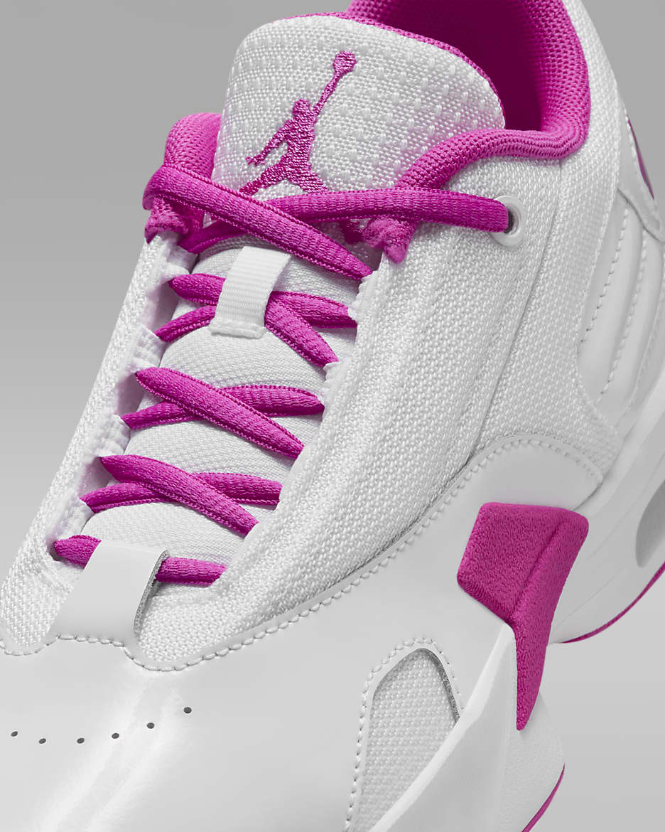 Jordan Max Aura 6 Older Kids' Shoes - White/Fire Pink