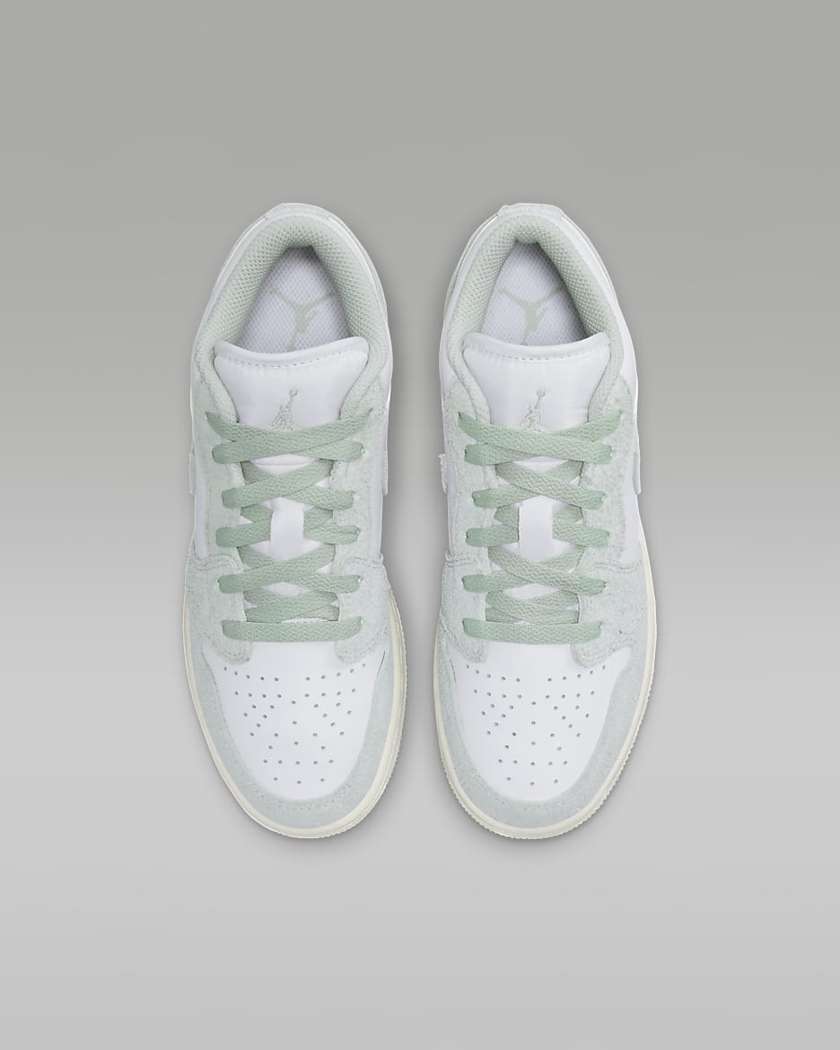 Air Jordan 1 Low SE Older Kids' Shoes - White/Sail/Seafoam