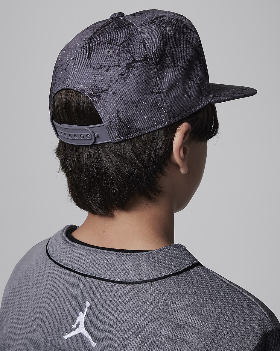 Czapka dla dużych dzieci Jordan Jersey Flat Brim Cap - Cement Grey