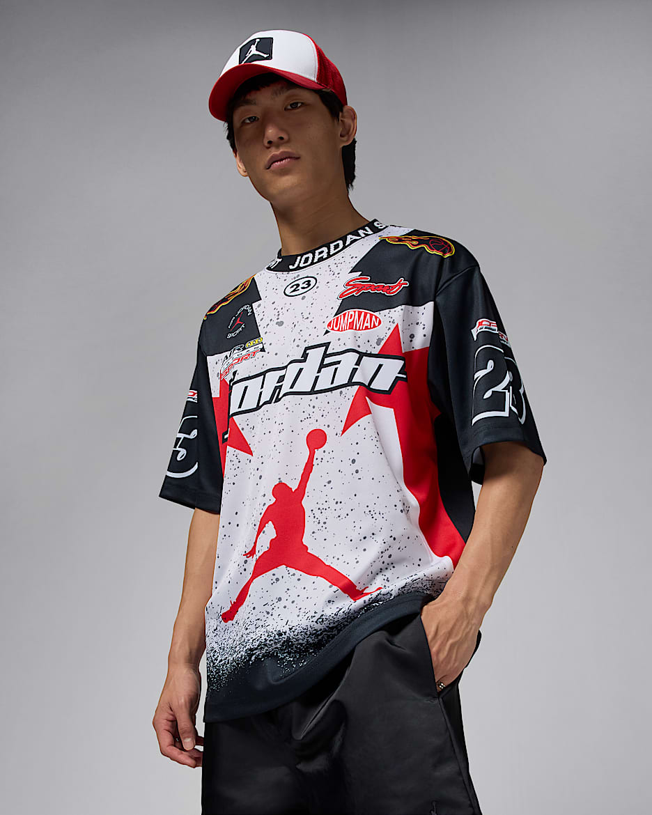 Jordan Essentials Men's Short-Sleeve Top - Neutral Grey/Black/Fire Red