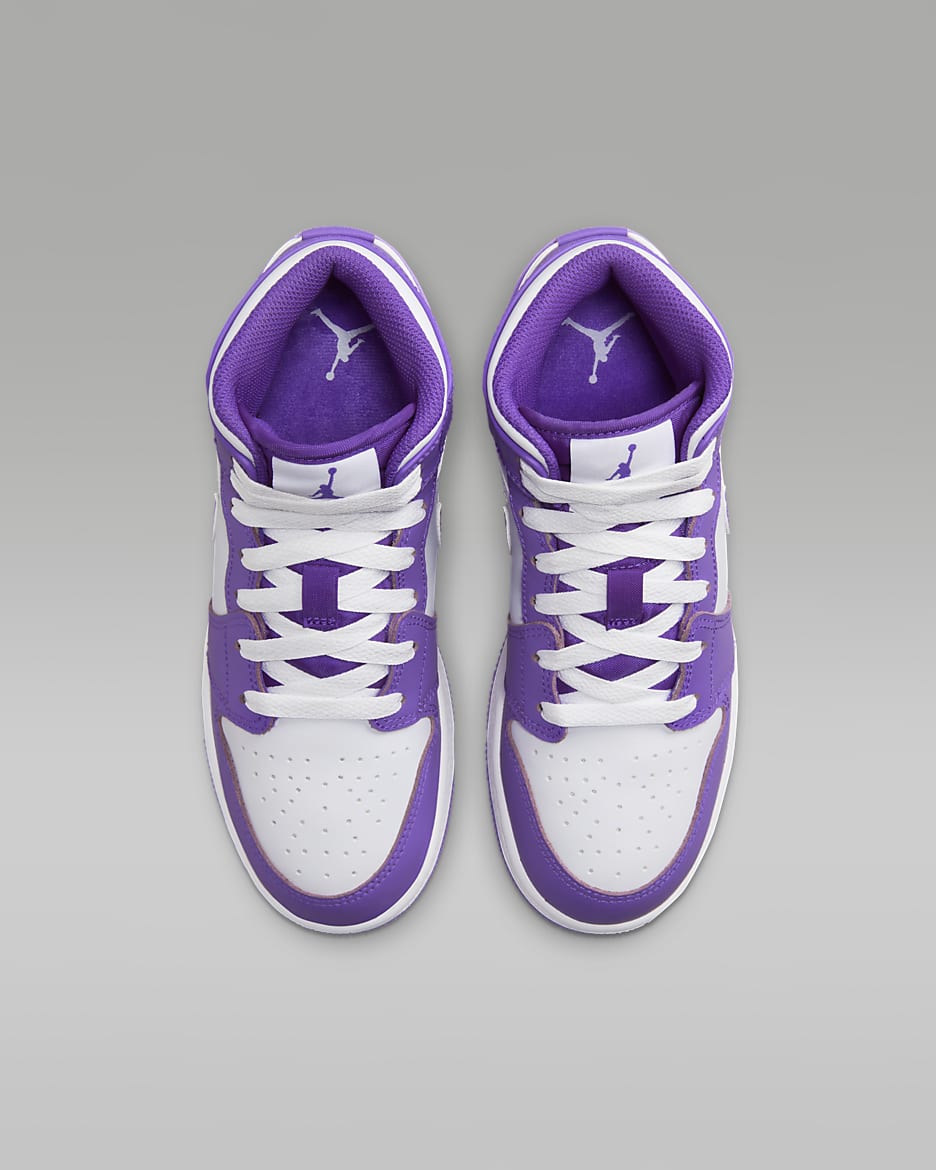 Air Jordan 1 Mid Older Kids' Shoes - Purple Venom/White