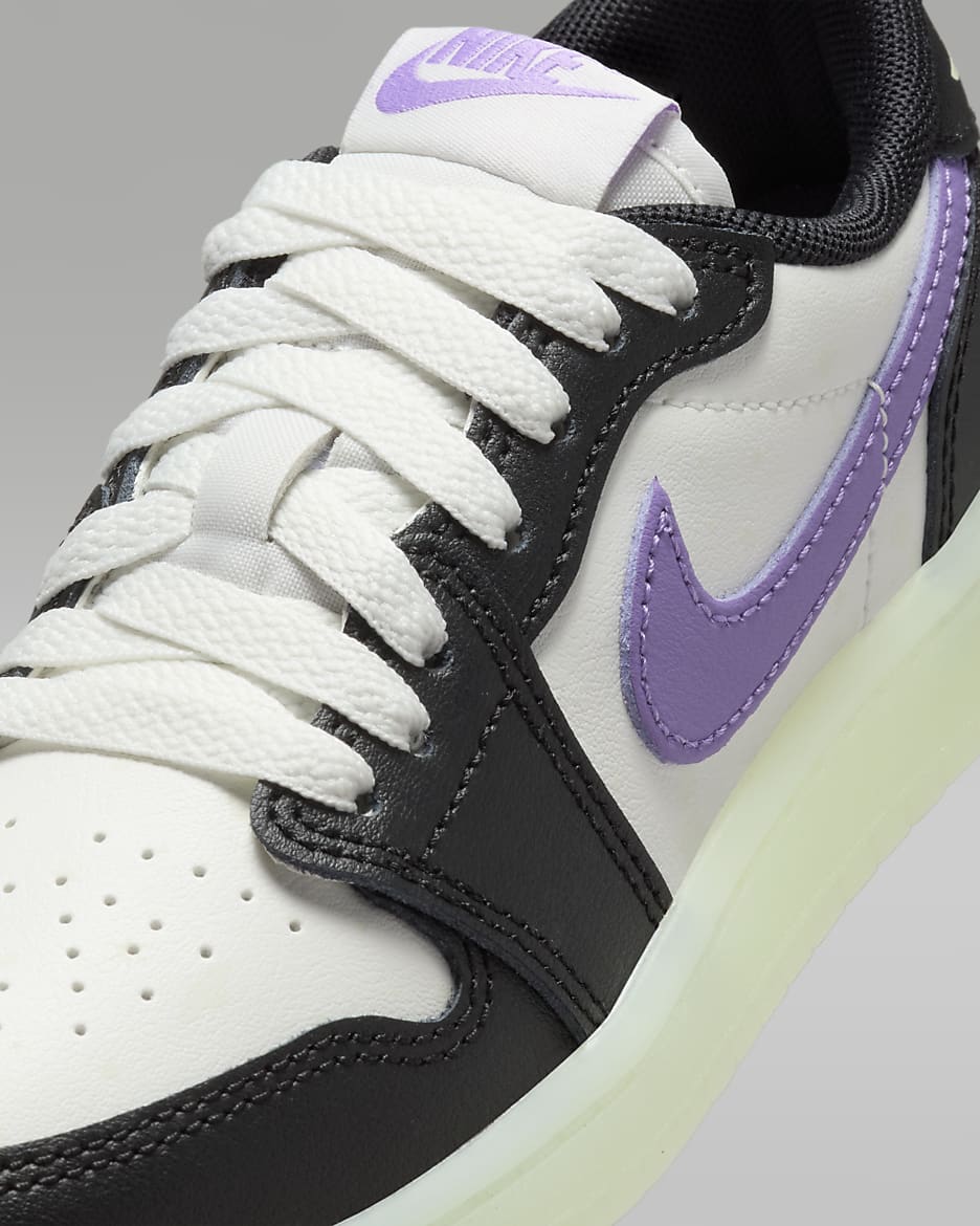 Jordan 1 Retro Low Younger Kids' Shoes - Black/Volt Tint/Summit White/Black Raspberry